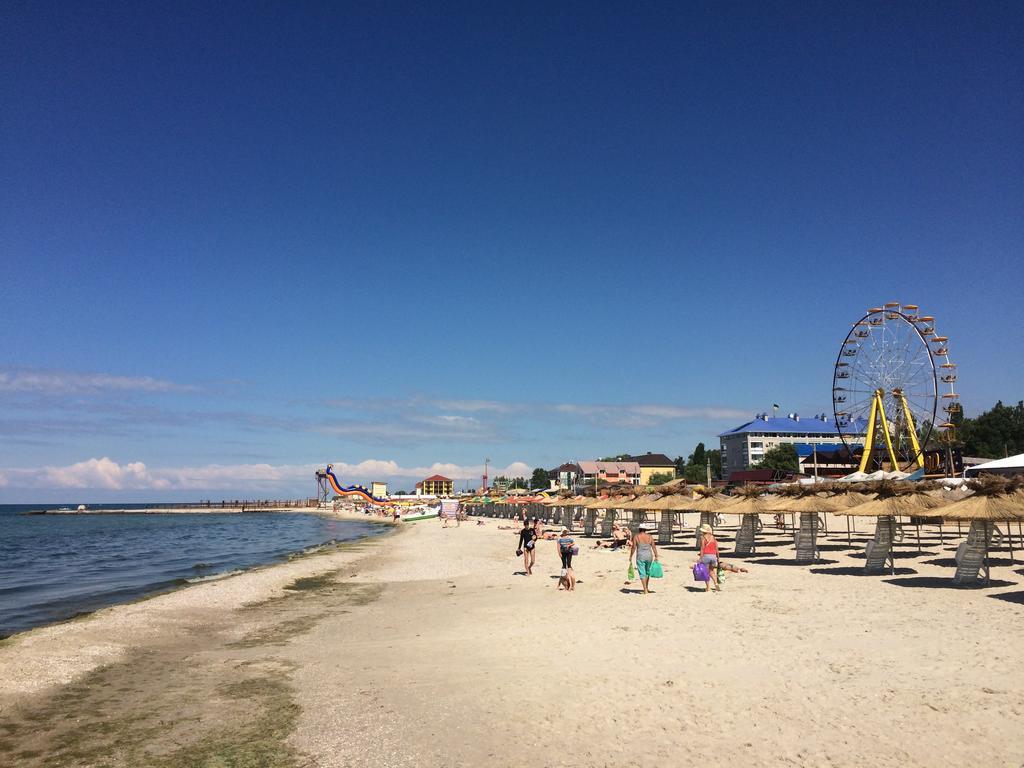 Отель Гостиничный комплекс Дольче Вита Железный Порт Экстерьер фото